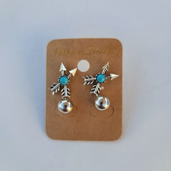 BOHO Lot of 2 Pairs of Earrings Studs. - Picture 3 of 3